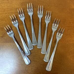 Retroneu Jamestown Cocktail/Seafood Fork Set of 8 Stainless Steel Glossy Finish
